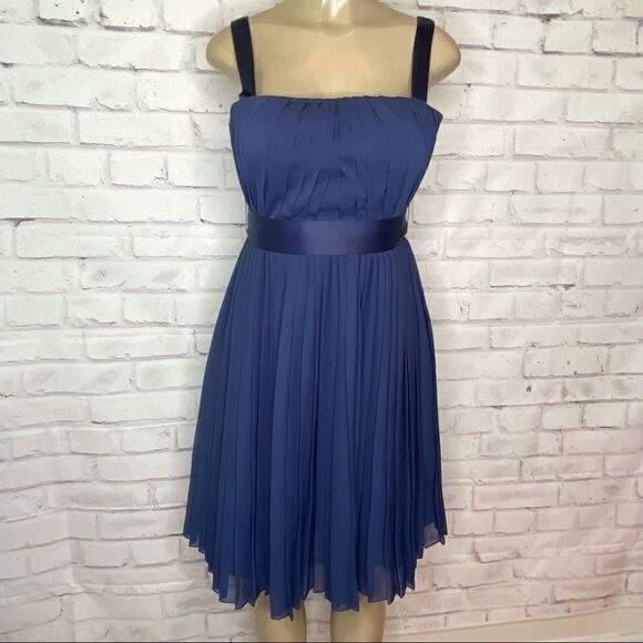 White By Vera Wang  Label Navy Pleated Strappy Casual Dress - Picture 1 of 11